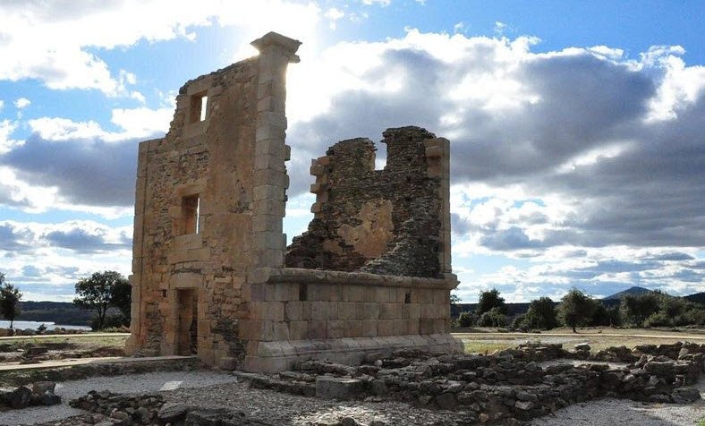 Torre de Almofala, Spain